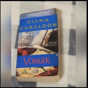 Dell Voyager Book - Blue and White Cover